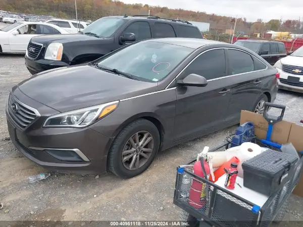 5NPE24AF7GH359546 2016 HYUNDAI SONATA - Image 2
