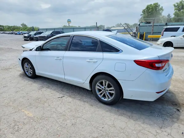 5NPE24AF7GH363516 2016 HYUNDAI SONATA - Image 2