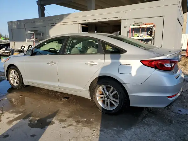 5NPE24AF7GH365041 2016 HYUNDAI SONATA - Image 2