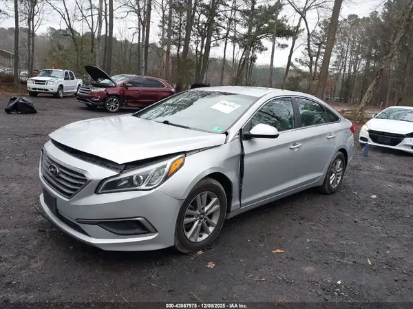 5NPE24AF7GH365346 2016 HYUNDAI SONATA - Image 2