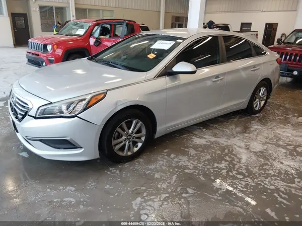 5NPE24AF7GH365931 2016 HYUNDAI SONATA - Image 2