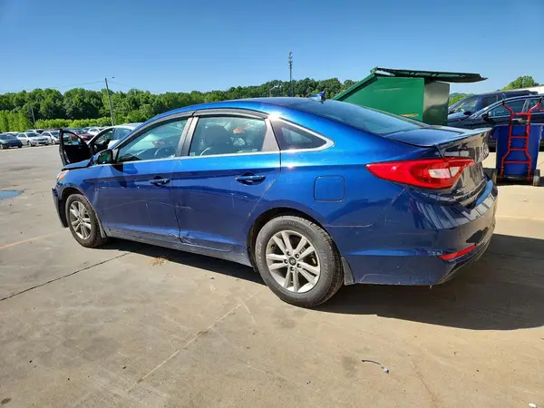 5NPE24AF7GH368103 2016 HYUNDAI SONATA - Image 2