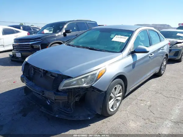 5NPE24AF7GH368635 2016 HYUNDAI SONATA - Image 2