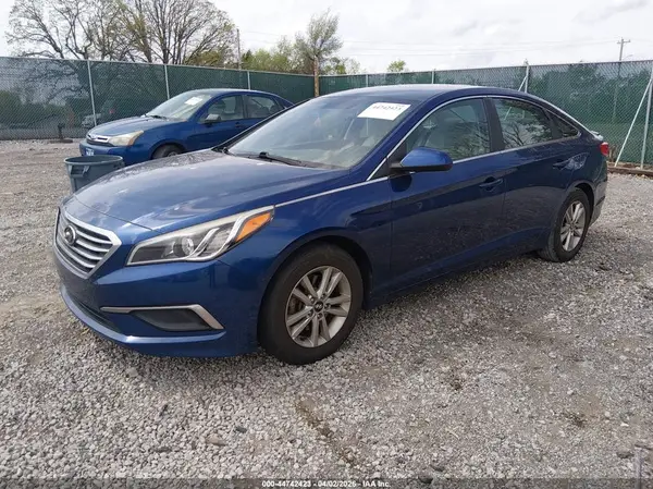 5NPE24AF7GH369168 2016 HYUNDAI SONATA - Image 2