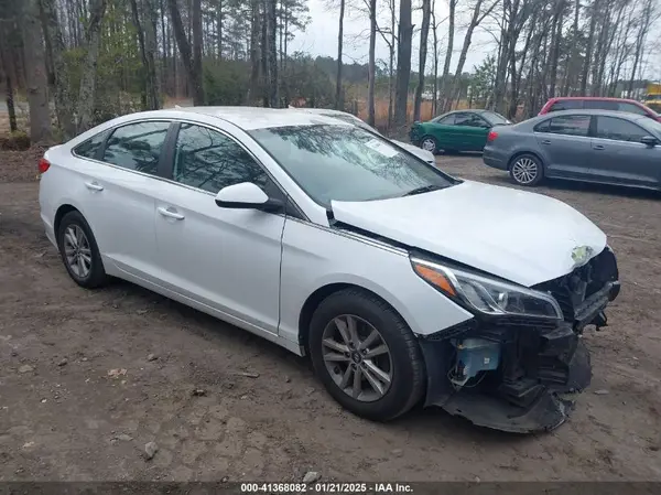 5NPE24AF7GH371034 2016 HYUNDAI SONATA - Image 1