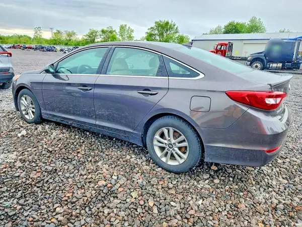 5NPE24AF7GH373835 2016 HYUNDAI SONATA - Image 2