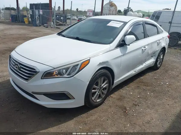 5NPE24AF7GH373933 2016 HYUNDAI SONATA - Image 2