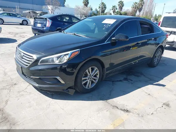 5NPE24AF7GH382583 2016 HYUNDAI SONATA - Image 2
