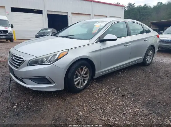 5NPE24AF7GH384687 2016 HYUNDAI SONATA - Image 2