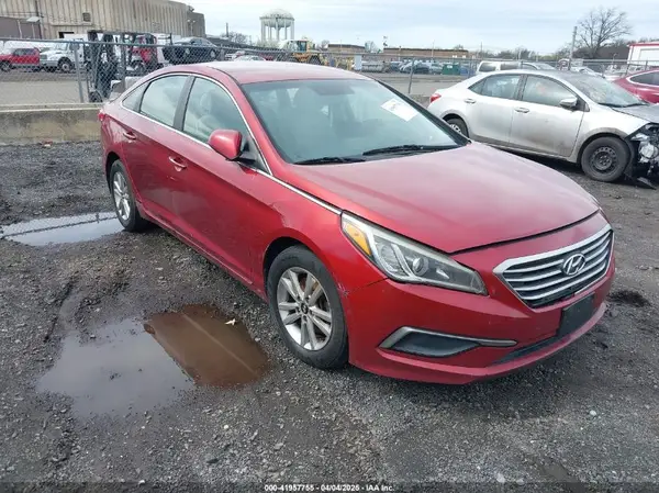 5NPE24AF7GH385452 2016 HYUNDAI SONATA - Image 1