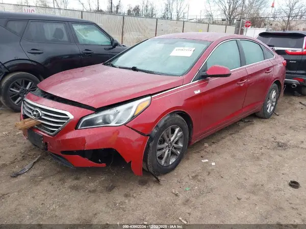 5NPE24AF7GH389761 2016 HYUNDAI SONATA - Image 2