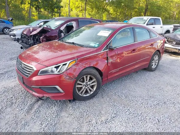 5NPE24AF7GH390215 2016 HYUNDAI SONATA - Image 2