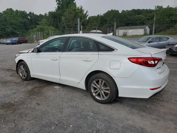 5NPE24AF7GH394443 2016 HYUNDAI SONATA - Image 2
