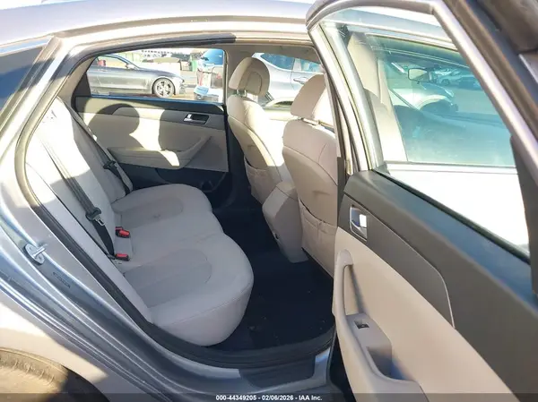 5NPE24AF7GH397424 2016 HYUNDAI SONATA - Image 8