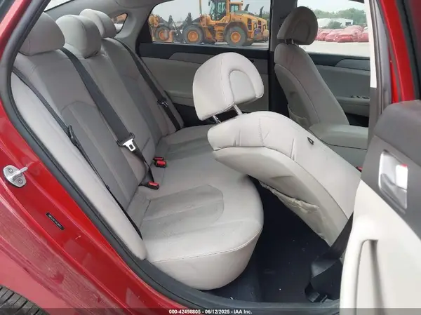5NPE24AF7GH398413 2016 HYUNDAI SONATA - Image 8