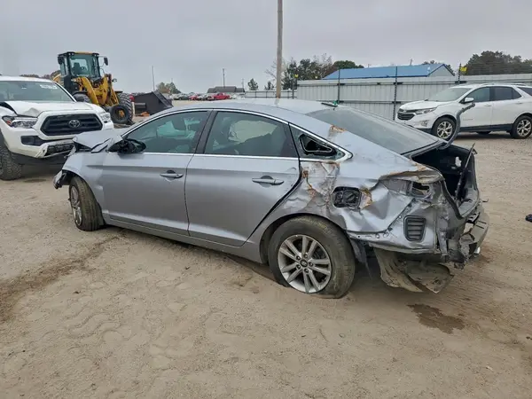 5NPE24AF7GH399125 2016 HYUNDAI SONATA - Image 2
