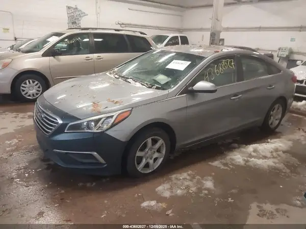 5NPE24AF7GH399738 2016 HYUNDAI SONATA - Image 2