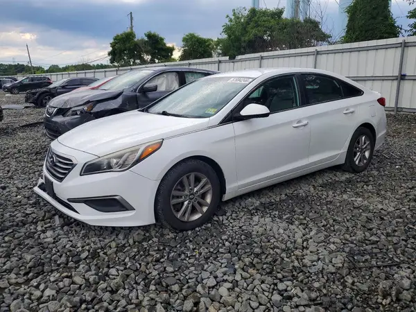 5NPE24AF7GH404016 2016 HYUNDAI SONATA - Image 1