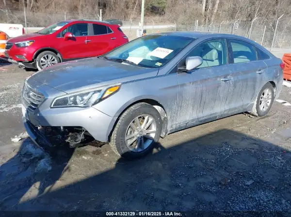 5NPE24AF7GH407529 2016 HYUNDAI SONATA - Image 2