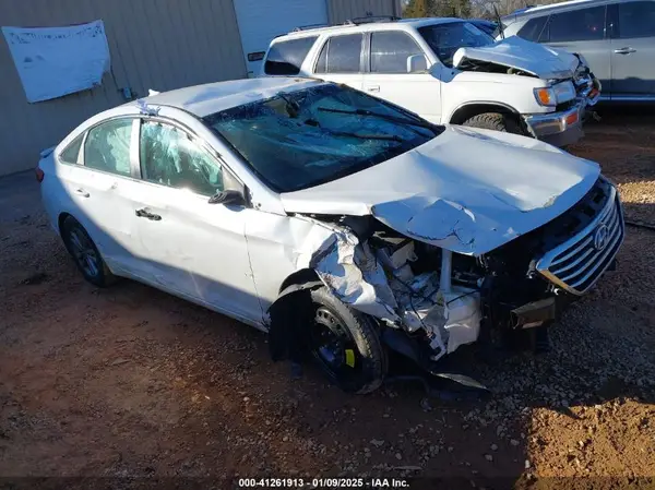 5NPE24AF7GH408101 2016 HYUNDAI SONATA - Image 1