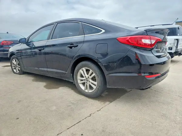 5NPE24AF7GH417123 2016 HYUNDAI SONATA - Image 2