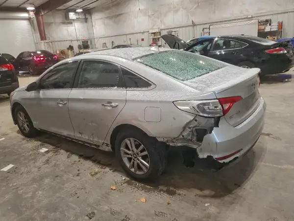 5NPE24AF7GH417476 2016 HYUNDAI SONATA - Image 2