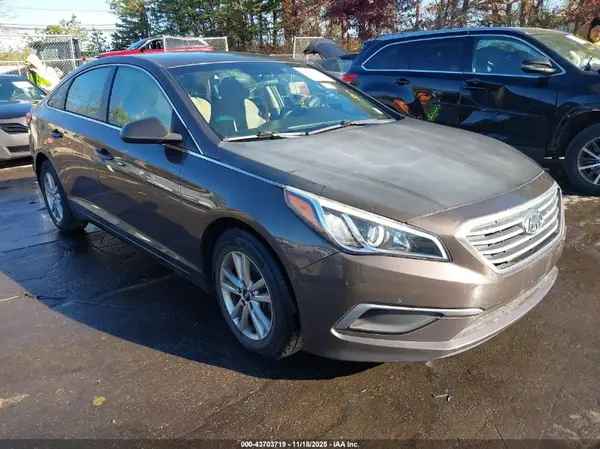 5NPE24AF7GH418031 2016 HYUNDAI SONATA - Image 1