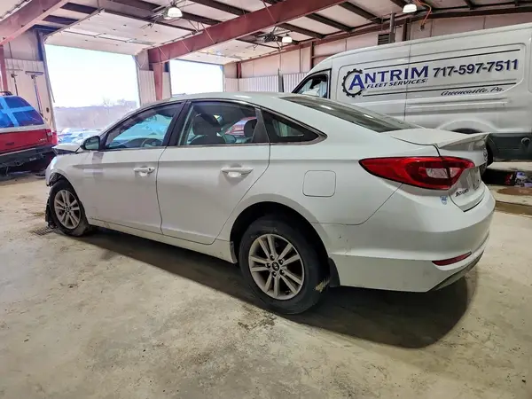 5NPE24AF7GH418515 2016 HYUNDAI SONATA - Image 2