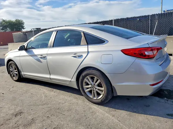 5NPE24AF7GH419194 2016 HYUNDAI SONATA - Image 2