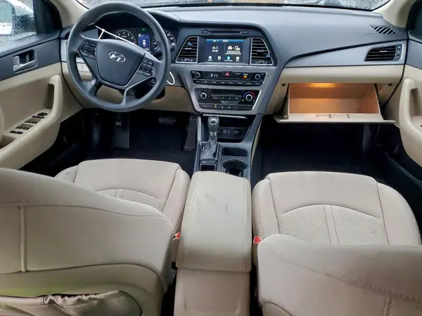 5NPE24AF7HH438930 2017 HYUNDAI SONATA - Image 8