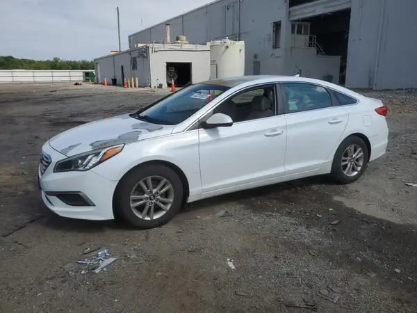 5NPE24AF7HH439429 2017 HYUNDAI SONATA - Image 1