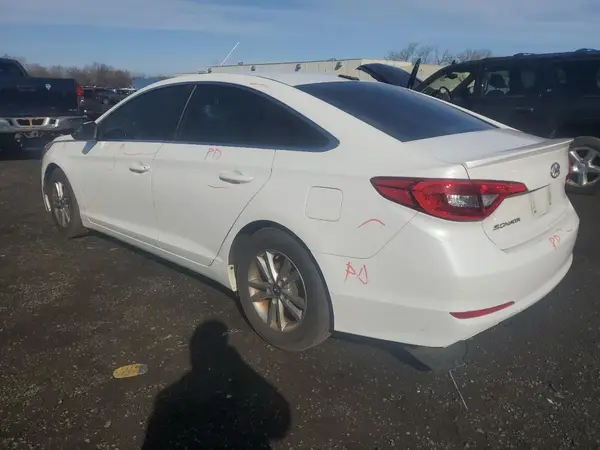 5NPE24AF7HH440256 2017 HYUNDAI SONATA - Image 2