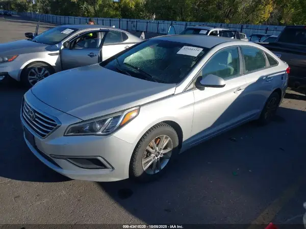 5NPE24AF7HH441505 2017 HYUNDAI SONATA - Image 2