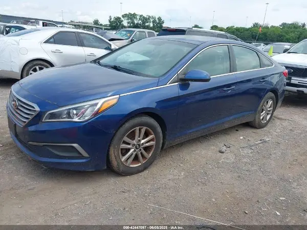 5NPE24AF7HH442766 2017 HYUNDAI SONATA - Image 2