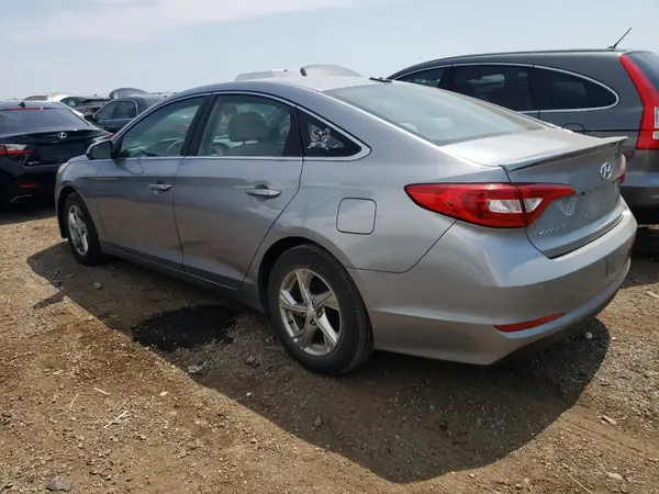 5NPE24AF7HH446834 2017 HYUNDAI SONATA - Image 2