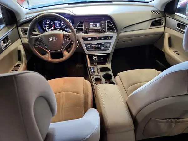 5NPE24AF7HH447563 2017 HYUNDAI SONATA - Image 8
