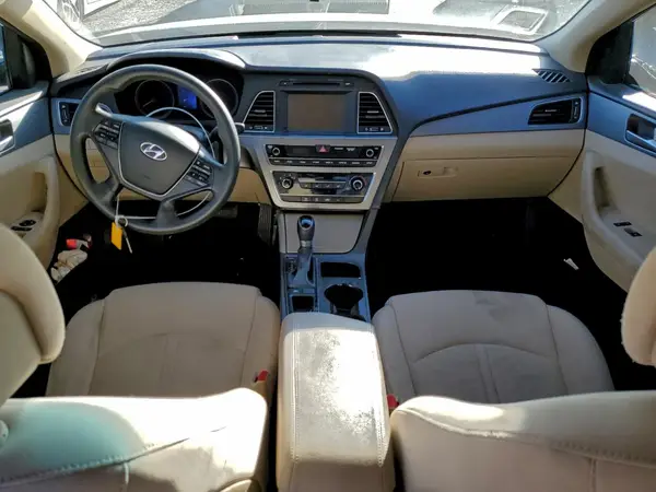 5NPE24AF7HH447689 2017 HYUNDAI SONATA - Image 8