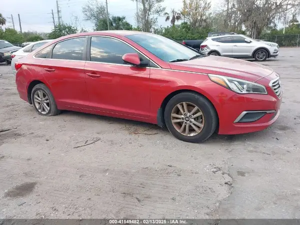 5NPE24AF7HH448440 2017 HYUNDAI SONATA - Image 1