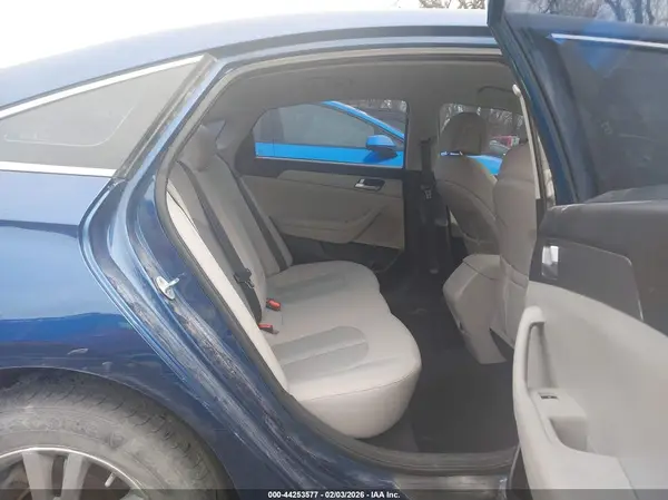 5NPE24AF7HH450883 2017 HYUNDAI SONATA - Image 8