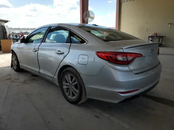 5NPE24AF7HH451595 2017 HYUNDAI SONATA - Image 2