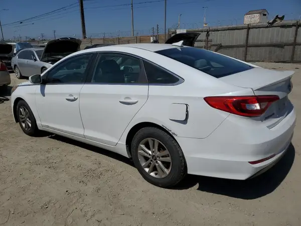 5NPE24AF7HH457512 2017 HYUNDAI SONATA - Image 2