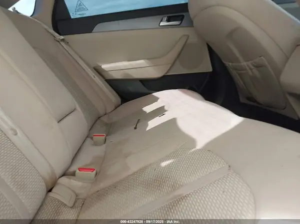 5NPE24AF7HH457607 2017 HYUNDAI SONATA - Image 8