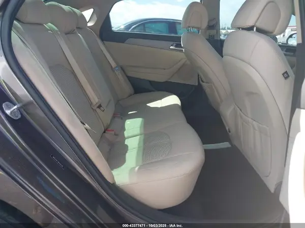 5NPE24AF7HH458238 2017 HYUNDAI SONATA - Image 8