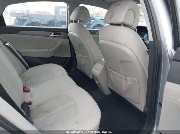 5NPE24AF7HH459454 2017 HYUNDAI SONATA - Image 8