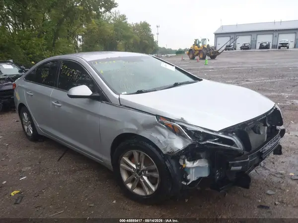 5NPE24AF7HH461690 2017 HYUNDAI SONATA - Image 1