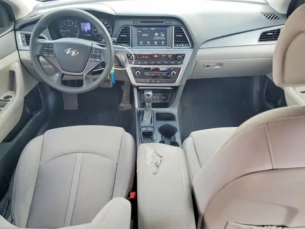 5NPE24AF7HH463908 2017 HYUNDAI SONATA - Image 8