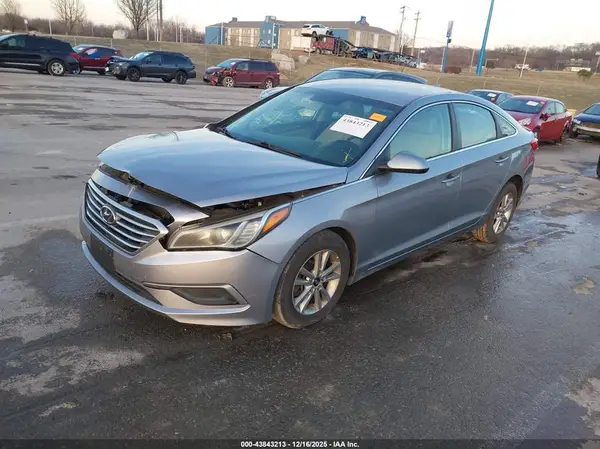 5NPE24AF7HH466484 2017 HYUNDAI SONATA - Image 2