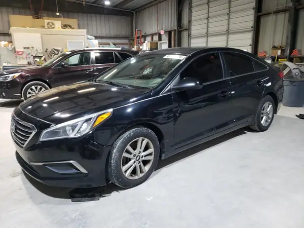 5NPE24AF7HH467005 2017 HYUNDAI SONATA - Image 1