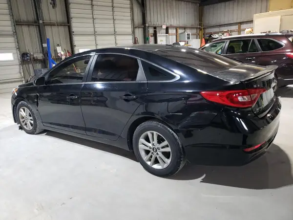5NPE24AF7HH467005 2017 HYUNDAI SONATA - Image 2