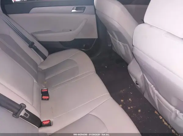 5NPE24AF7HH469580 2017 HYUNDAI SONATA - Image 8